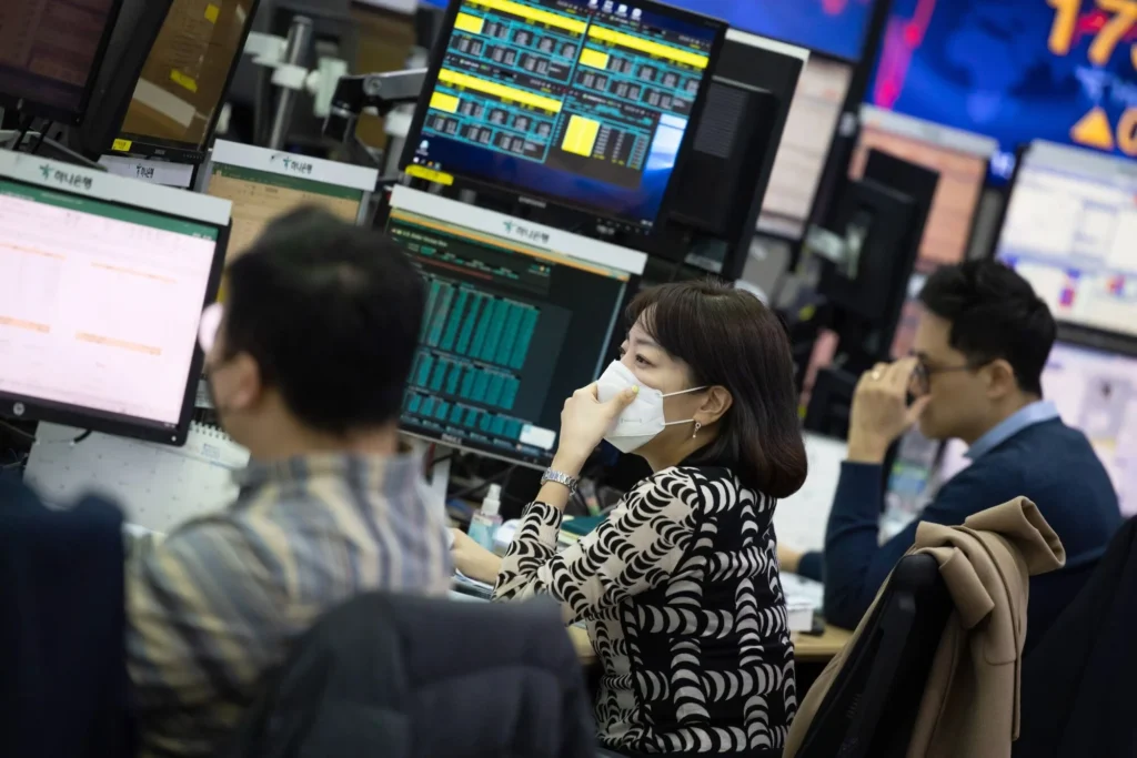 Asian Stocks Rise After Choppy Day On Wall Street: What Indian Investors Need To Know