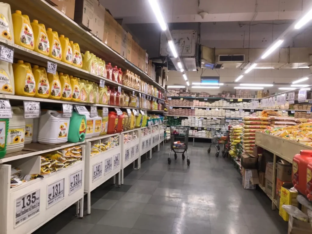 DMart Shares: Motilal Oswal Maintains 'Buy' Post Q2 Results, New Target Price Revealed