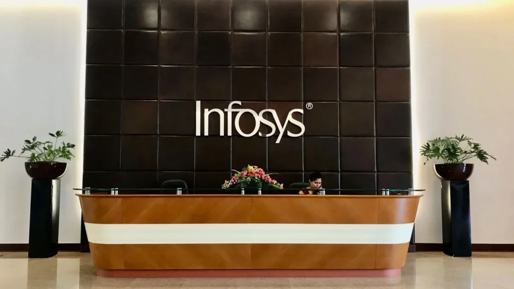 Infosys Recruitment Drive: 12,000 Freshers Hired in First Half of FY26