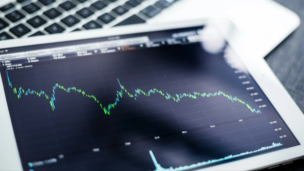 Nifty Forms Bearish Engulfing Pattern: What's Next for Indian Investors?