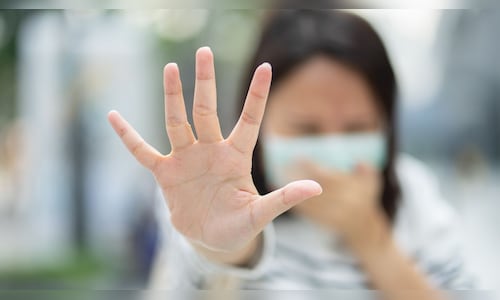 Delhi-NCR Air Quality Crisis: 75% of Homes Report Viral Illness