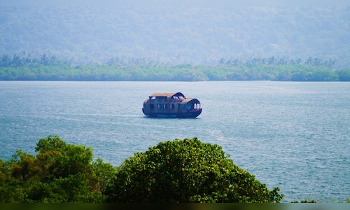 Goa Tourism Sector Sees Notable Growth with 7.3 Million Domestic and 3.36 Lakh Foreign Tourist Visits