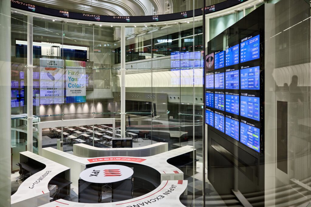 Asian Stocks Poised for Year-End Rally: Market Analysis and Insights