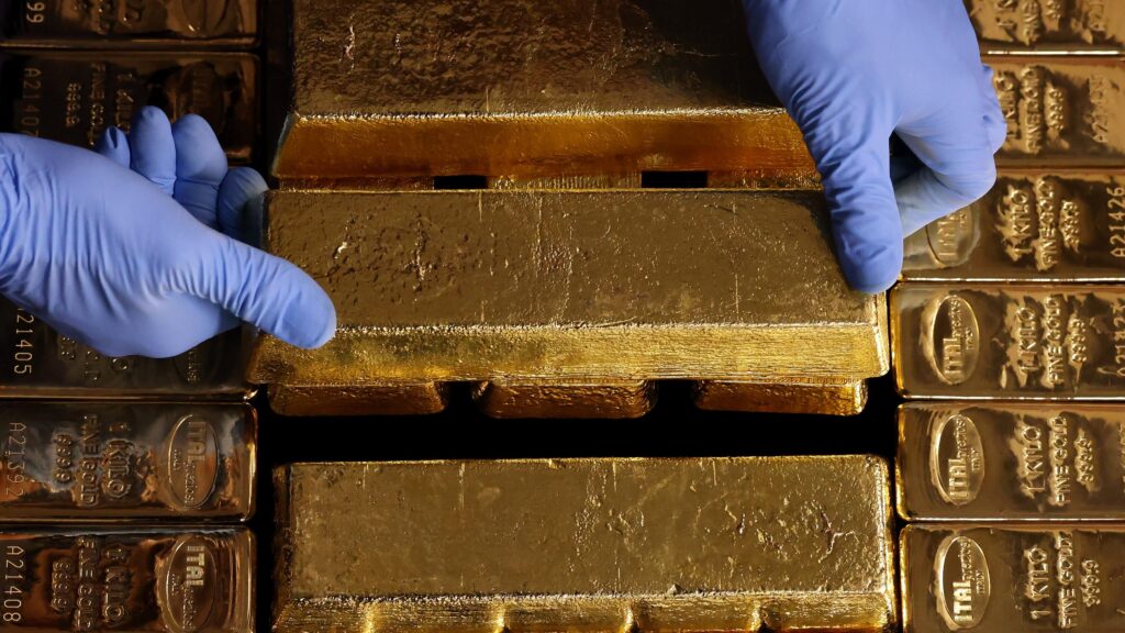 Gold Prices Near Record Highs: What Indian Investors Need to Know