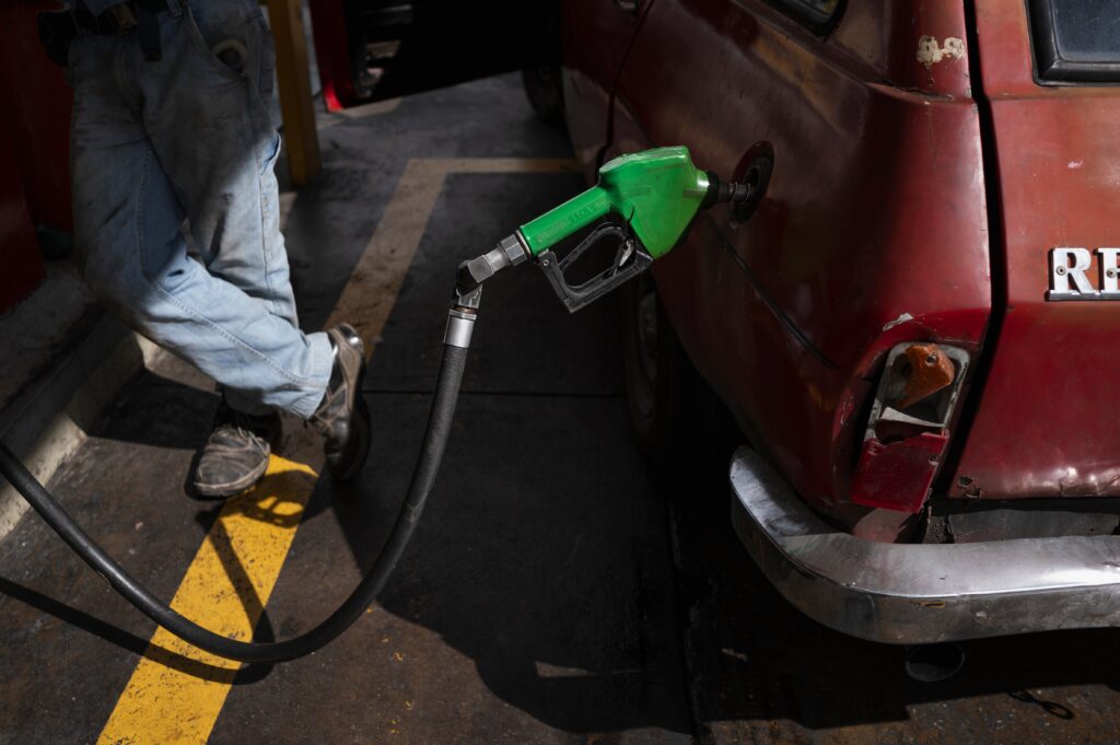 Oil Prices Rise Amid Ukraine Talks And China's Growth Pledge