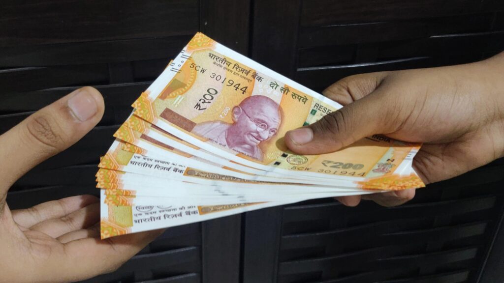 Rupee Slips 16 Paise Against US Dollar: What Indian Investors Need to Know