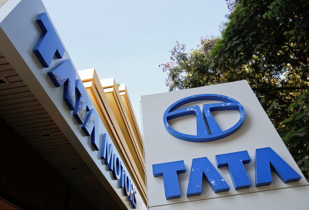 Tata Motors CV Valuations Attractive, Says Nomura - Check Target Price