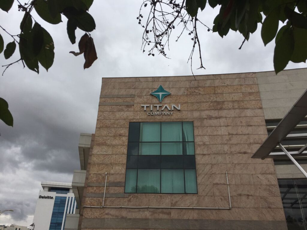 Titan Shares Surge as Brokerages Laud Tanishq's Diamond Expertise Centre Initiative