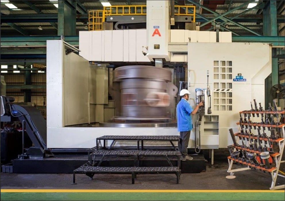 Elecon Engineering Shares Plummet Over 13% After Revenue Guidance Cut