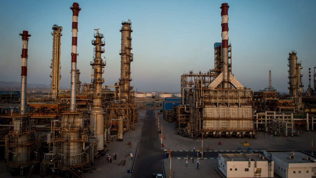 Iran Unrest: Oil Market Risks and Opportunities for Indian Investors