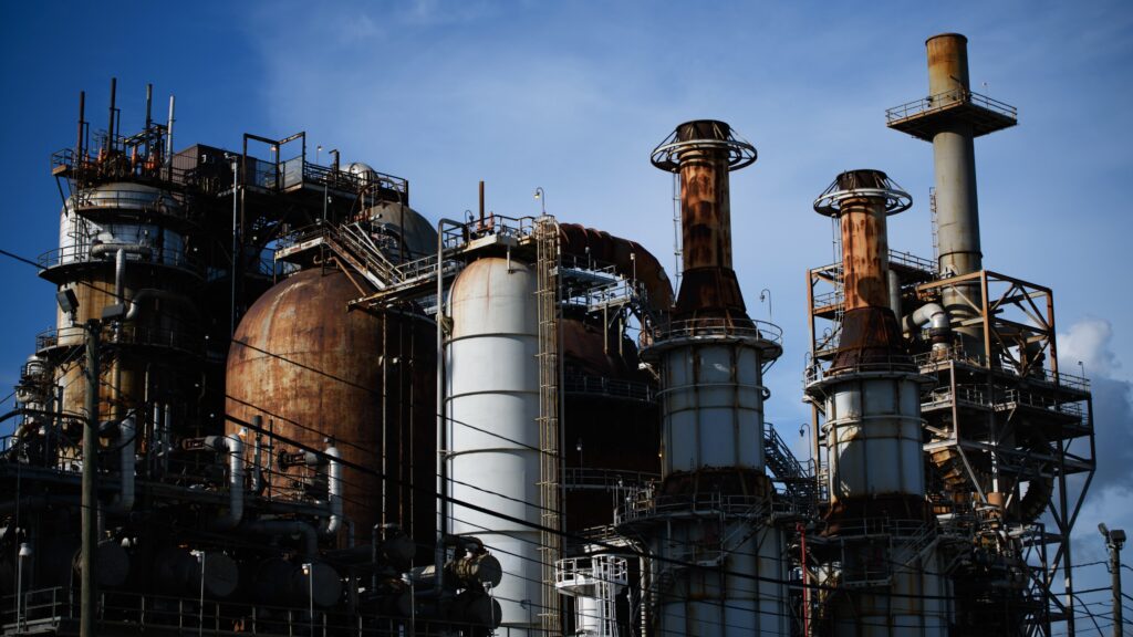 Oil Prices See-Saw on Venezuela Supply Outlook and US Tanker Seizure