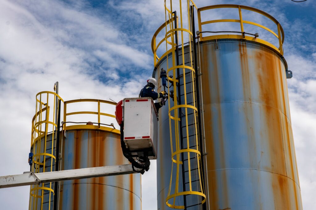 Venezuela Oil Output: Long And Risky Recovery Ahead, Analysts Say