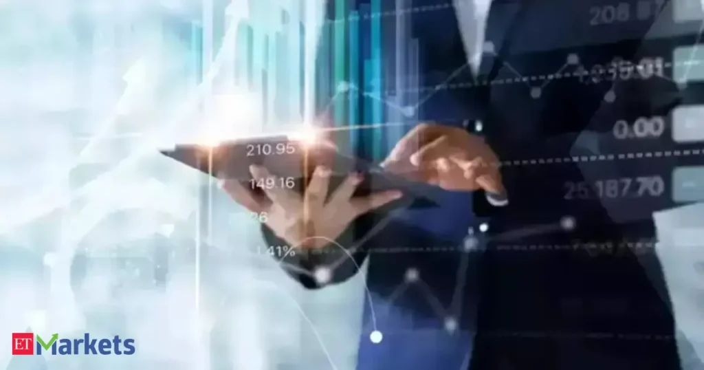 Banks' Liquidity Buffers Shrink as Deposits Lag Credit Growth