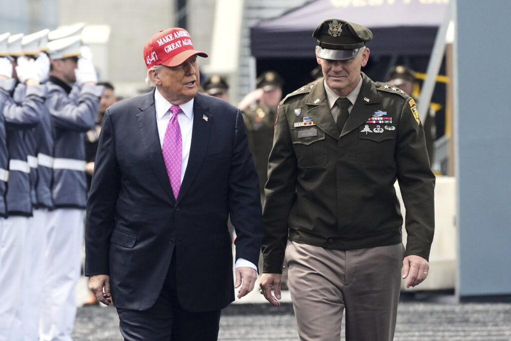 Stock Market Today: US Stocks Fall as Oil Surges, 'Magnificent 7' Shed $300 Billion