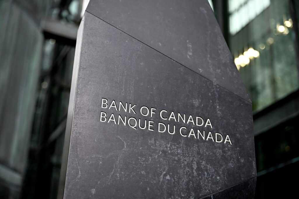 Bank of Canada Holds Steady Amid Oil Price Volatility