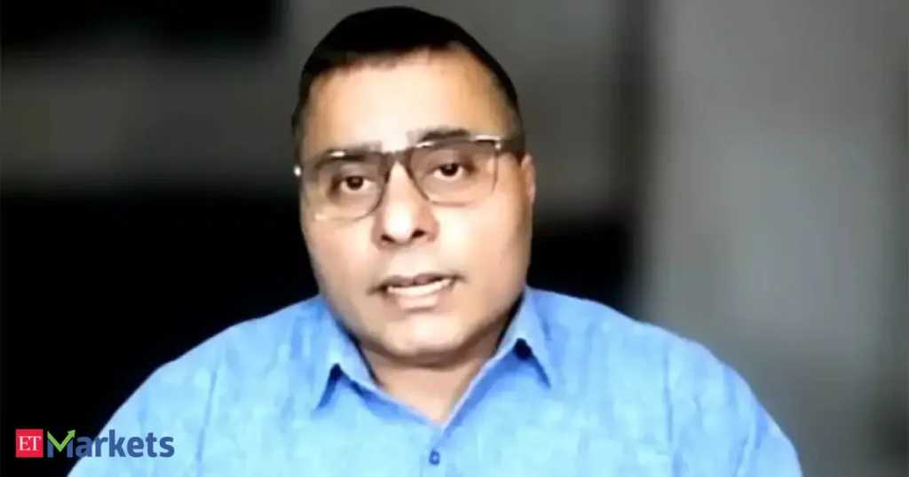 Rupee Weakness to Persist: Impact of Oil Prices and Geopolitical Risks on Indian Currency